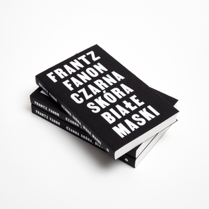 Czarna skóra, białe maski