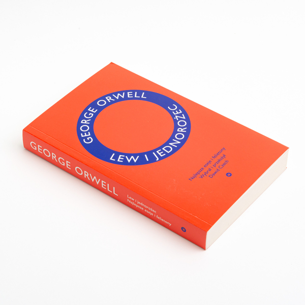 Lew i jednorożec. Najlepsze eseje i felietony